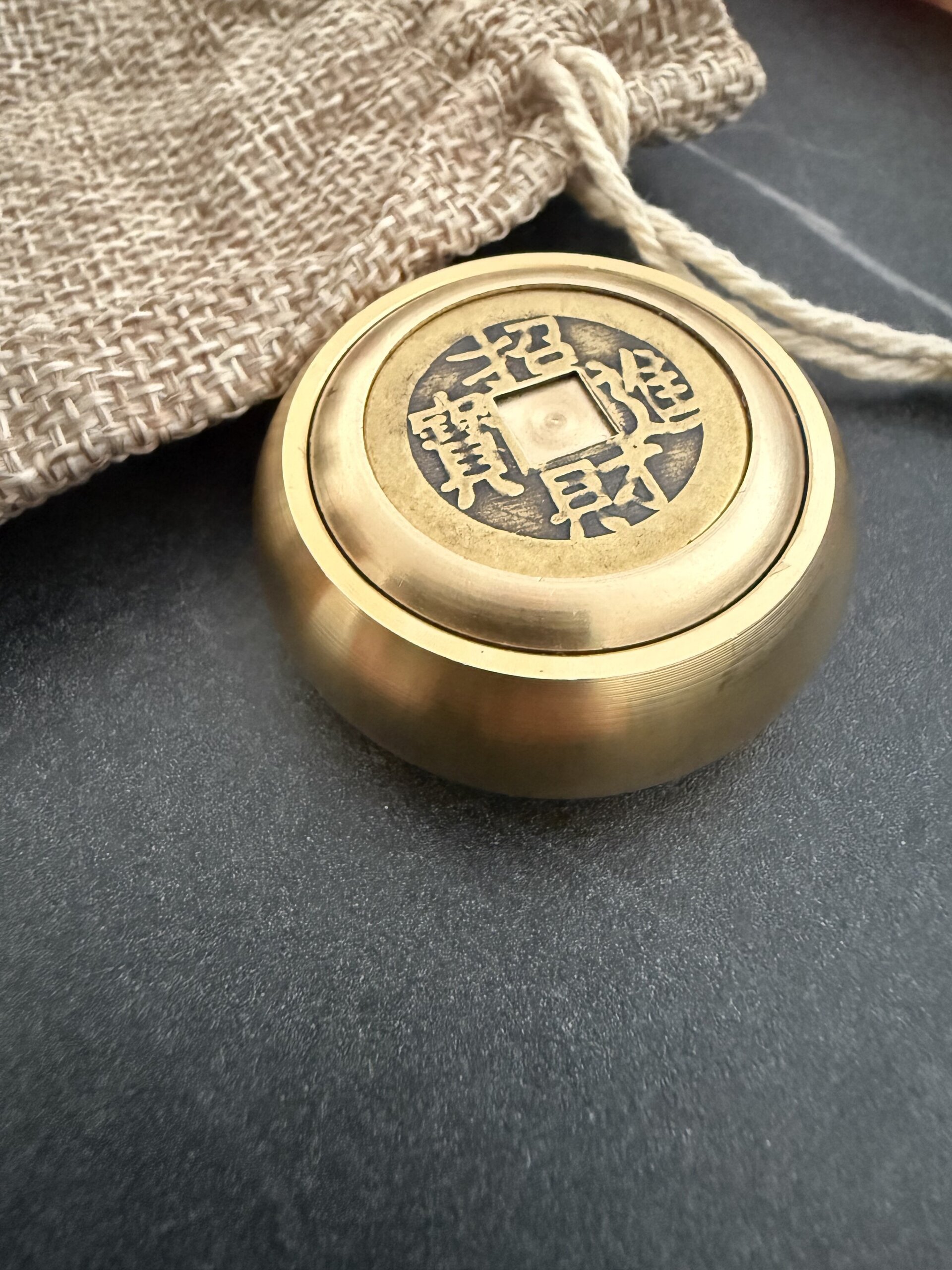 Moneda Giratoria de la suerte - 1