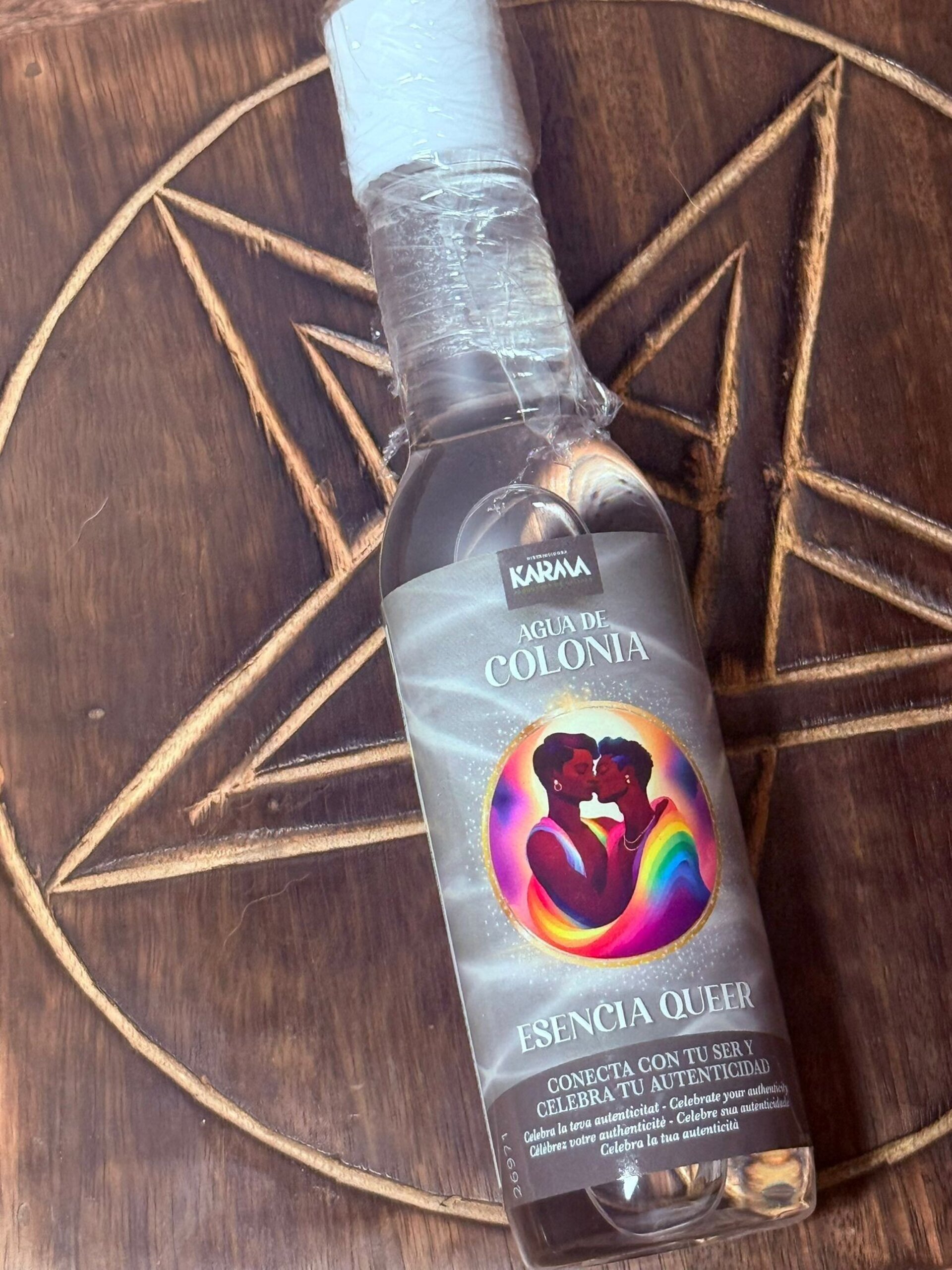 Agua de colonia esencia Queer - 1